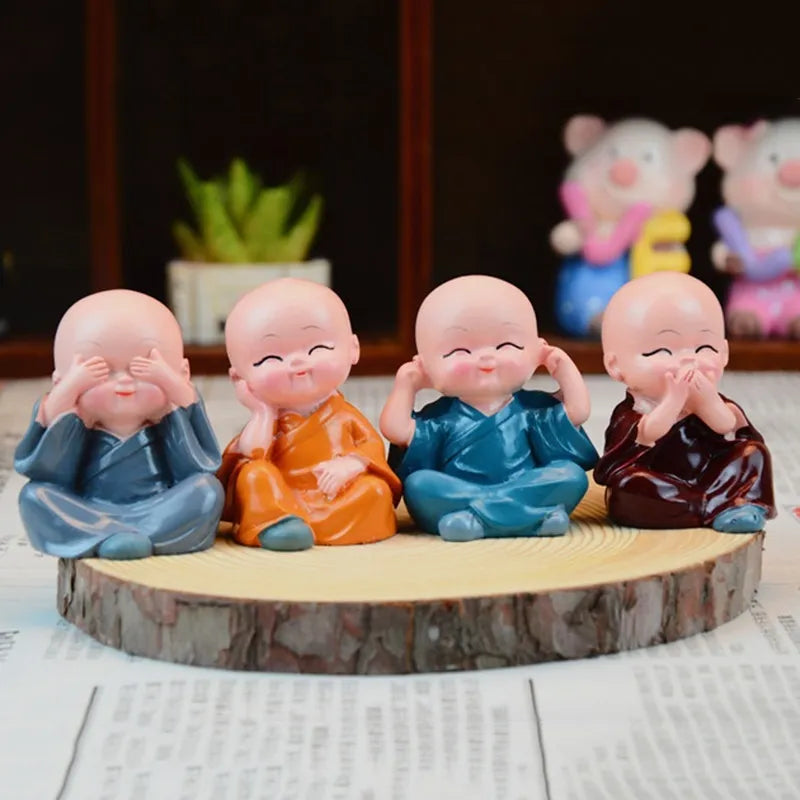 4PCS/Lot Resin Crafts Gift Lovely Little Monk Sculptures